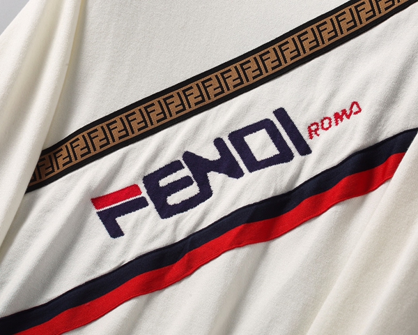 ブランドセーター細部ディテール